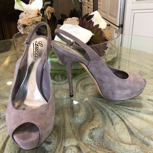 🔥Authentic Gucci Lilac/grey Peep Toe Slingback